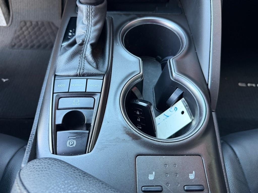 Toyota Camry  2023