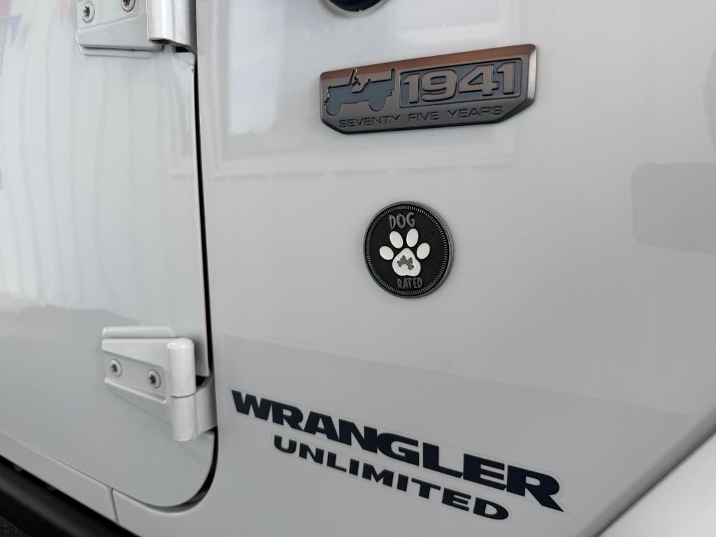 Jeep Wrangler  2017