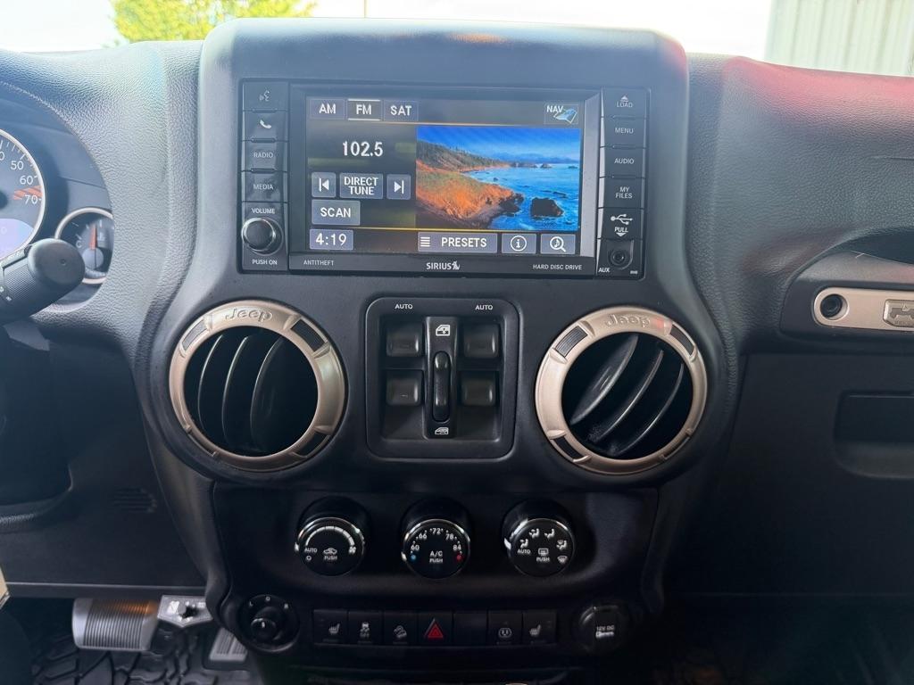 Jeep Wrangler  2017