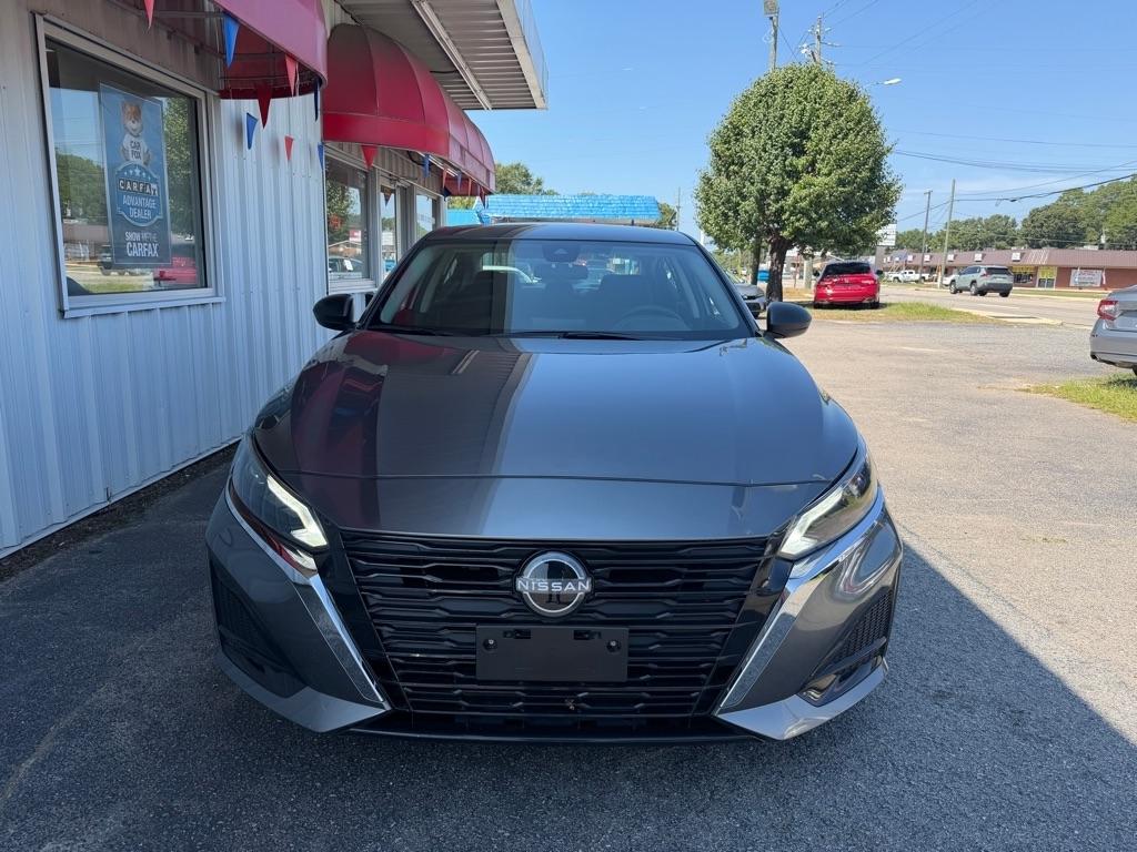 Nissan Altima  2025