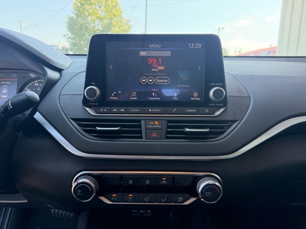 Nissan Altima  2025