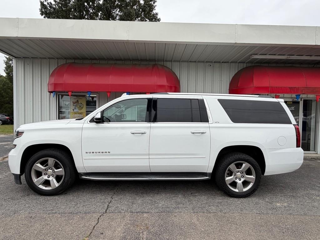 Chevrolet Suburban  2016