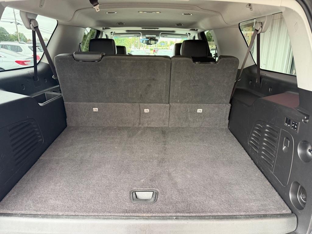 Chevrolet Suburban  2016