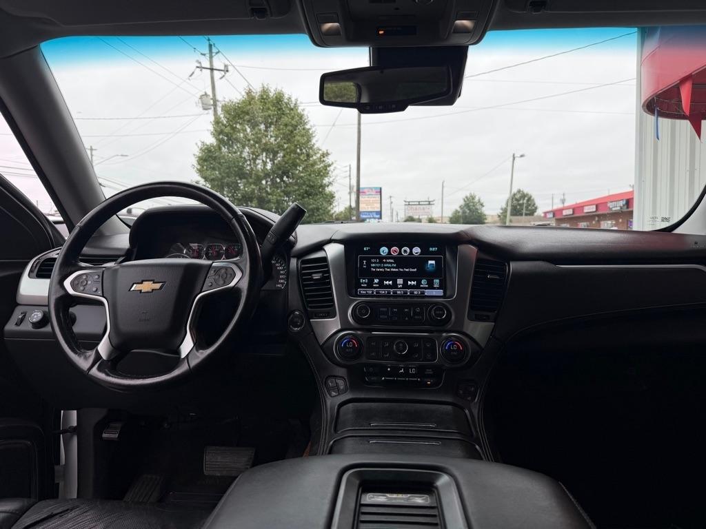 Chevrolet Suburban  2016