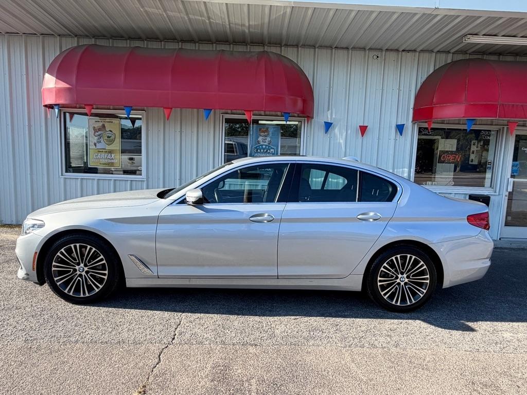 BMW 5-Series  2019