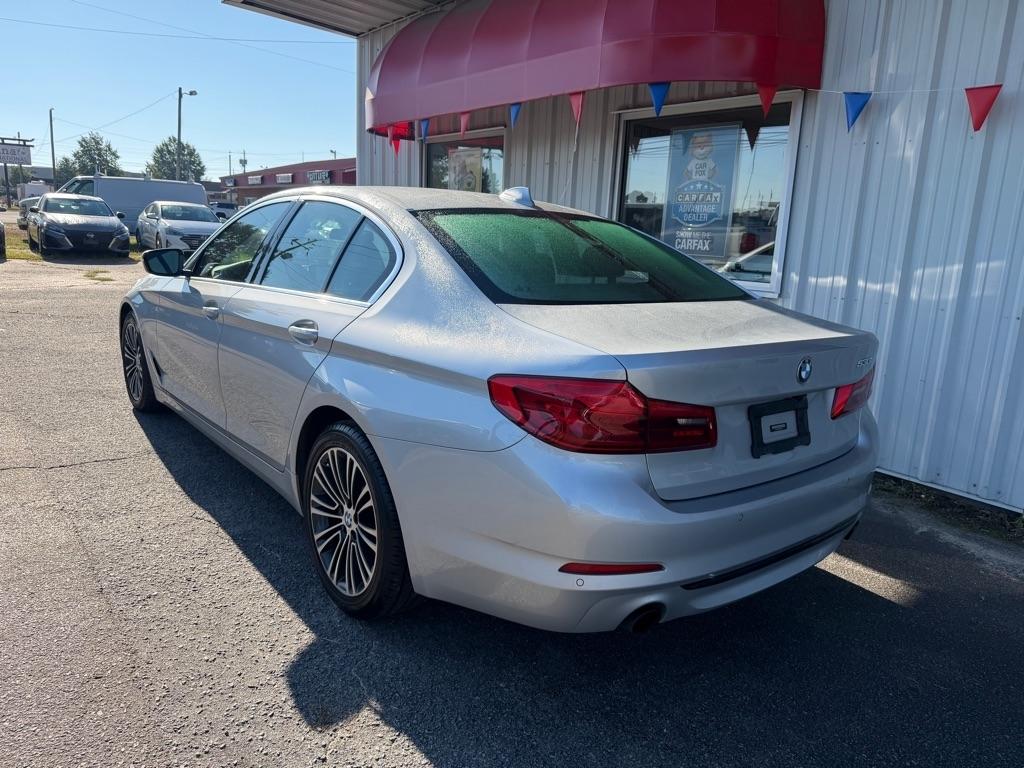 BMW 5-Series  2019