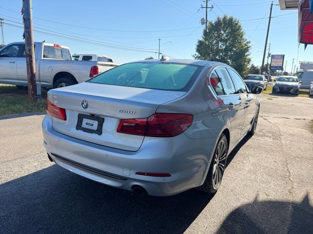 BMW 5-Series  2019