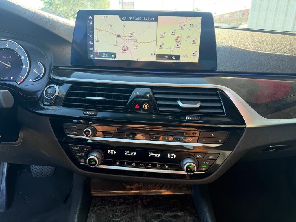 BMW 5-Series  2019