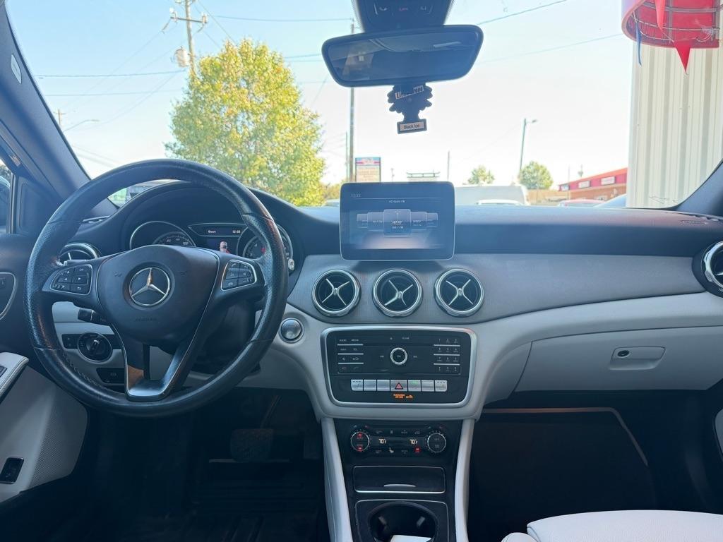 Mercedes-Benz GLA-Class  2019