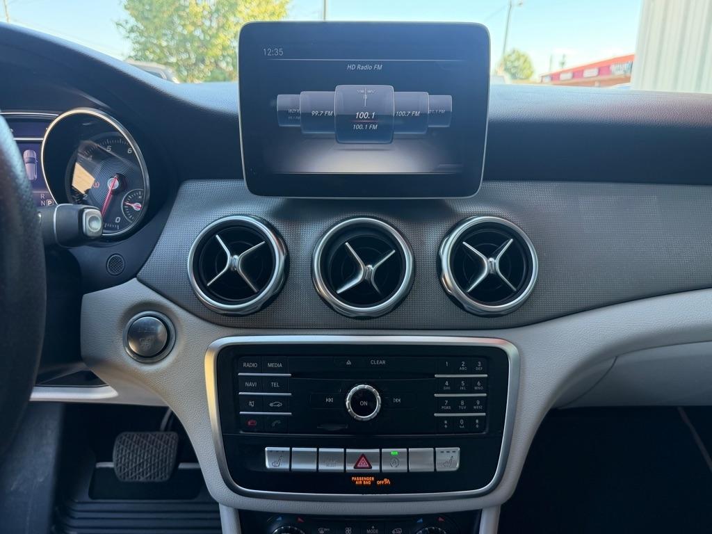 Mercedes-Benz GLA-Class  2019