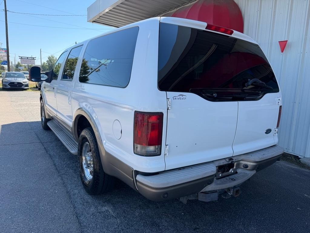 Ford Excursion  2004