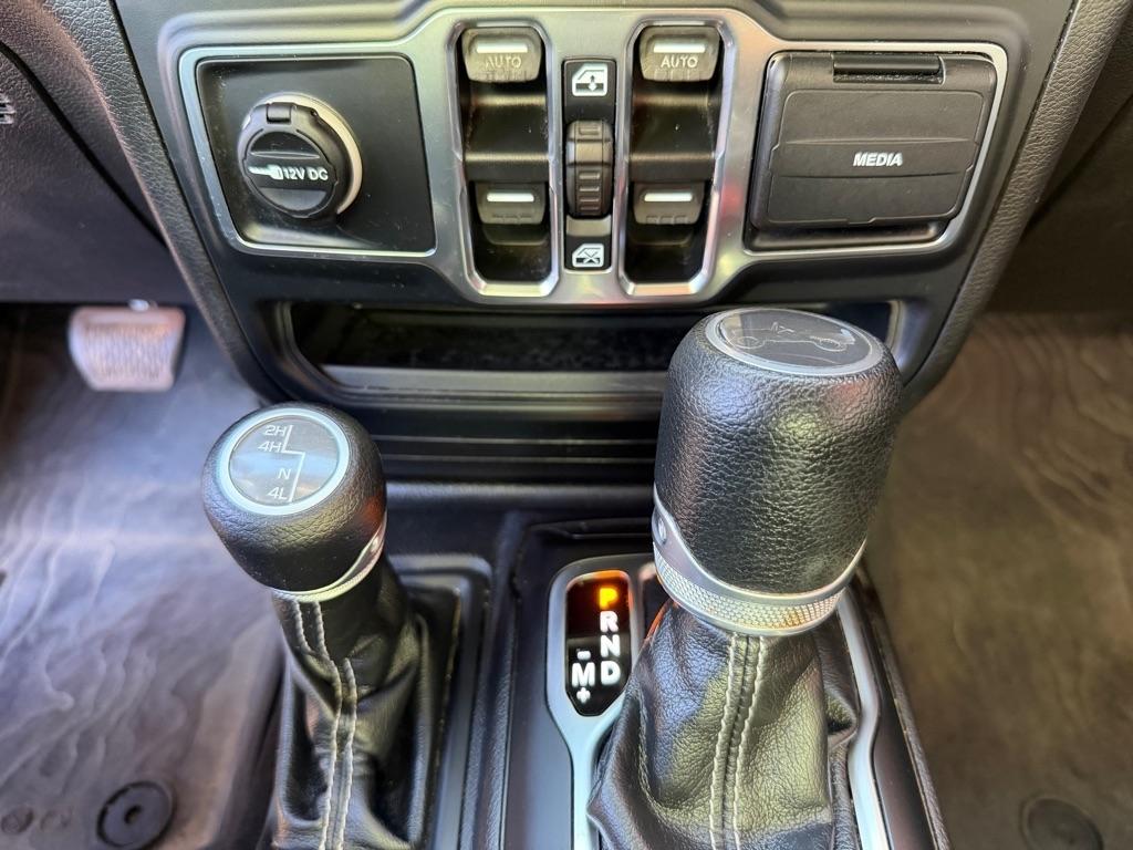 Jeep Wrangler  2019