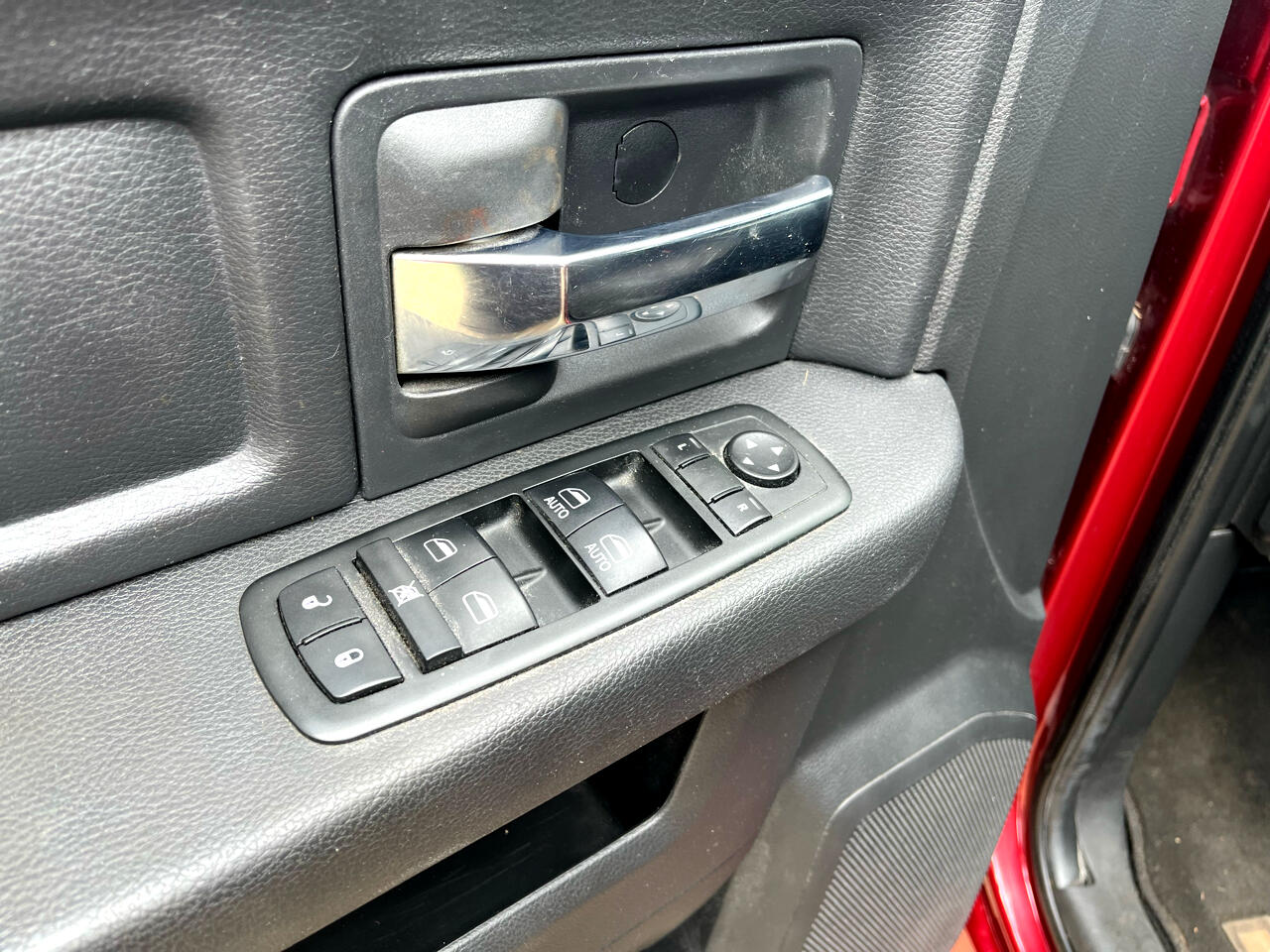 Dodge 1500 Sport Quad Cab 4WD 2012 Dodge 1500 Sport Quad Cab 4WD 2012