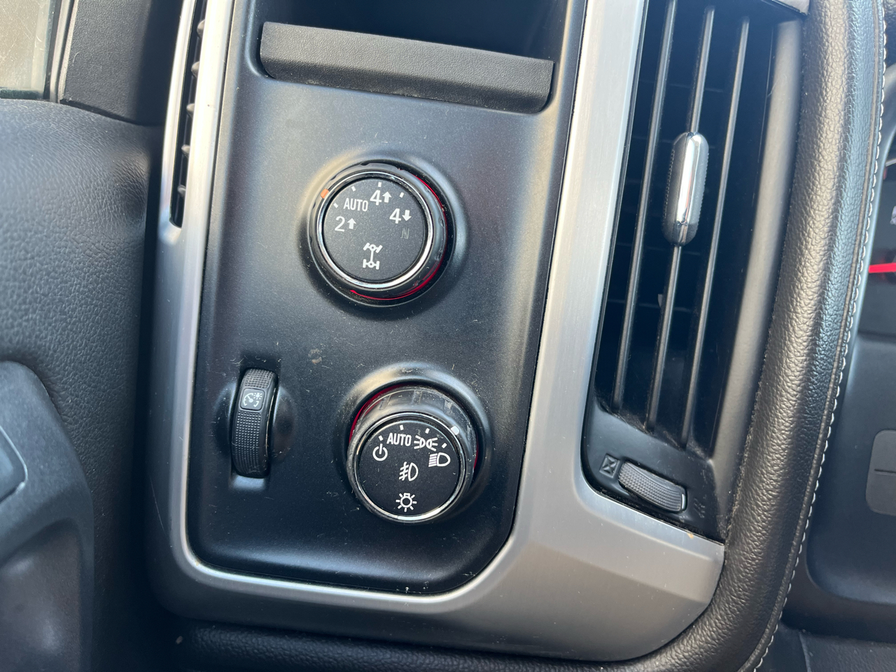 2014 Gmc Sierra 1500 SLT photo 32