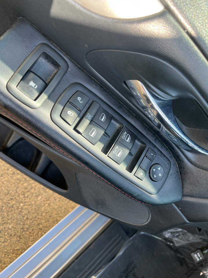 2016 Dodge Grand Caravan R/T photo 14