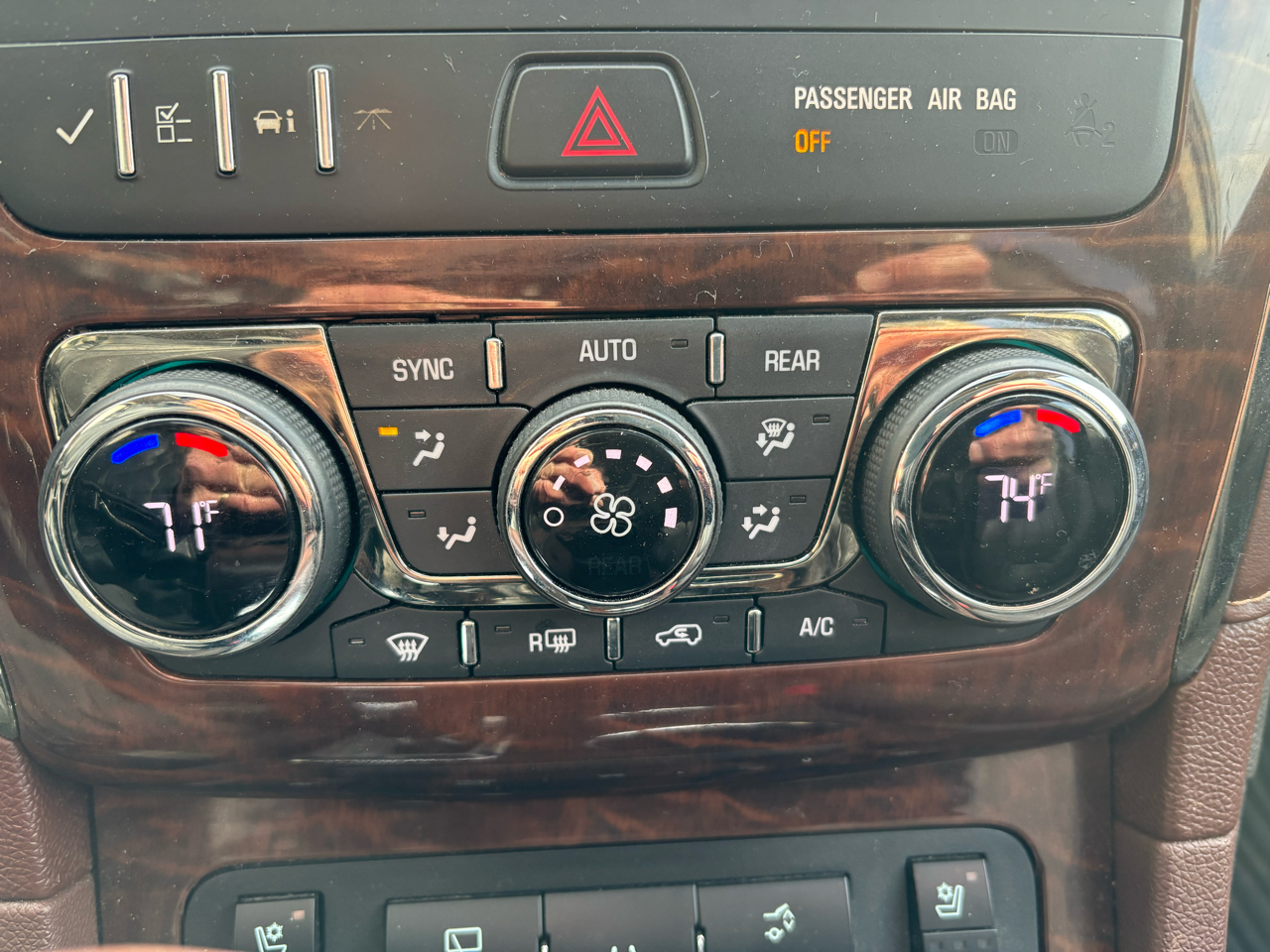 Buick Enclave Premium AWD 2013