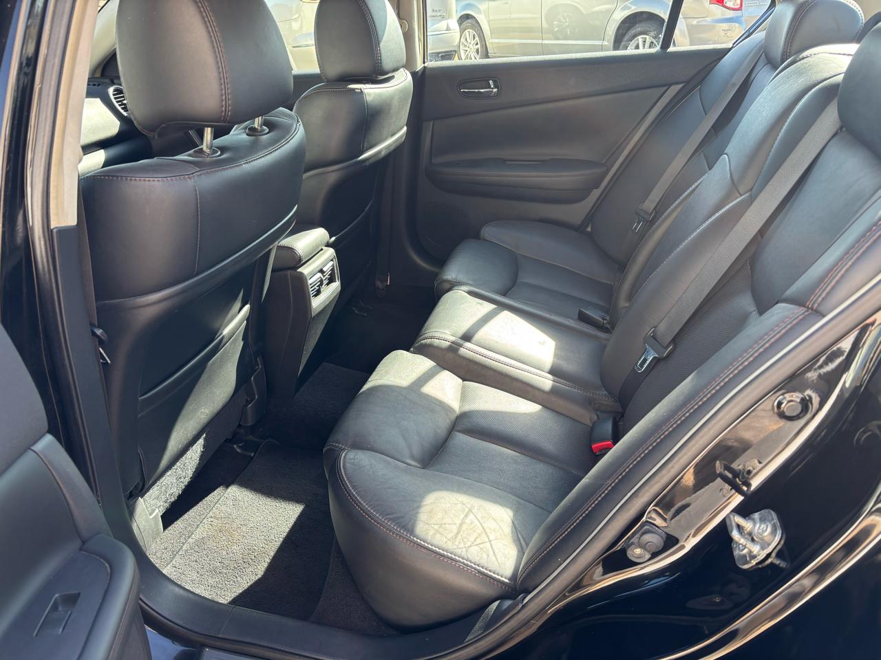 Nissan Maxima S 2012