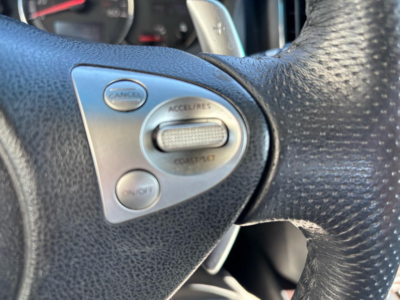 Nissan Maxima S 2012