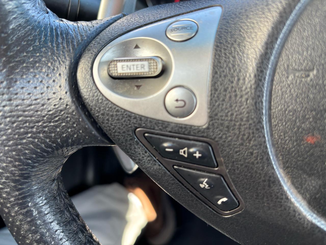 Nissan Maxima S 2012