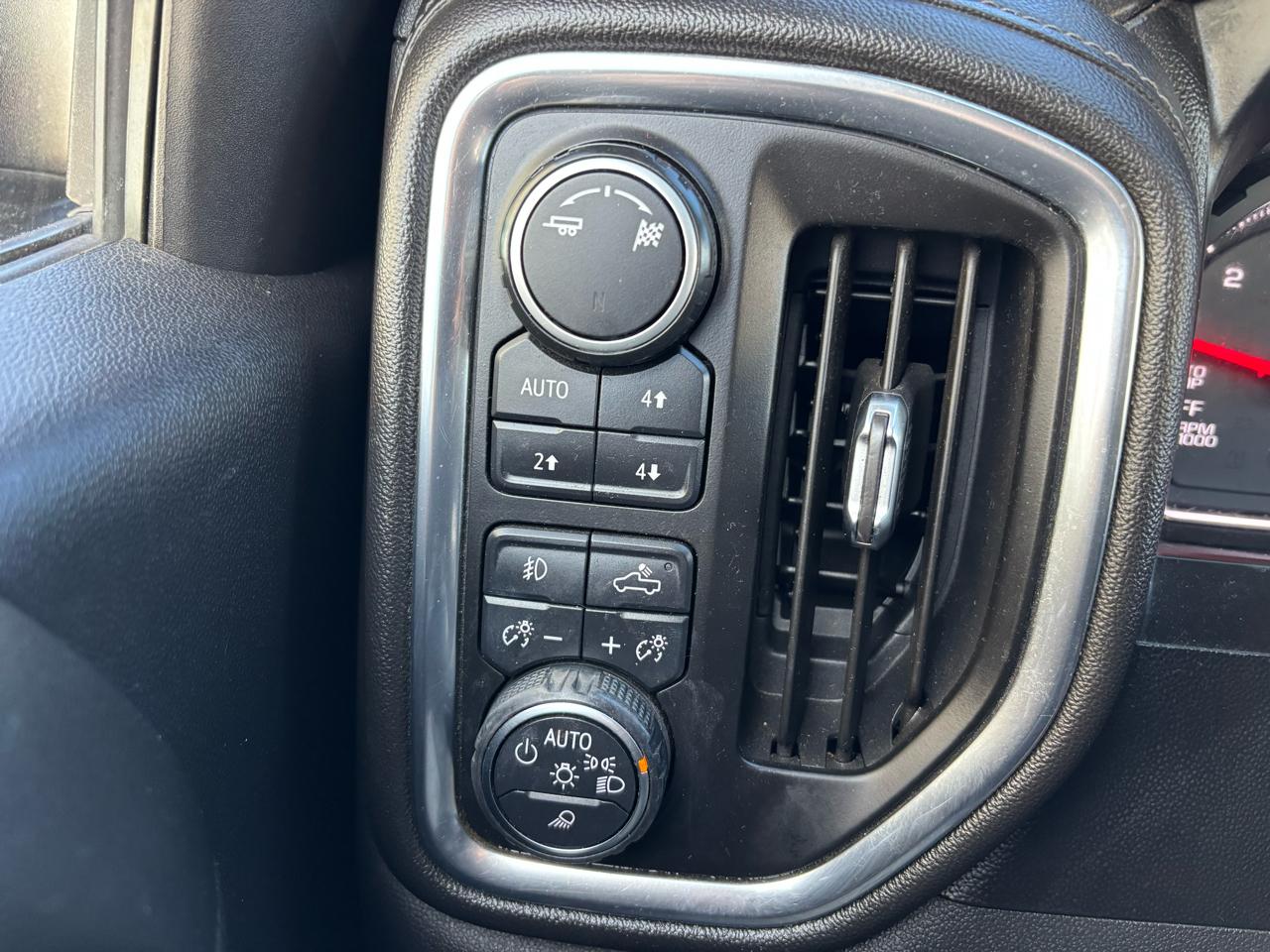 Chevrolet Silverado 1500 LTZ Crew Cab 4WD 2019