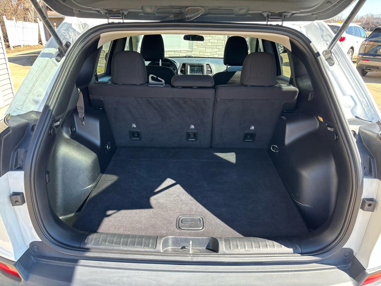Jeep Cherokee Latitude 4WD 2020