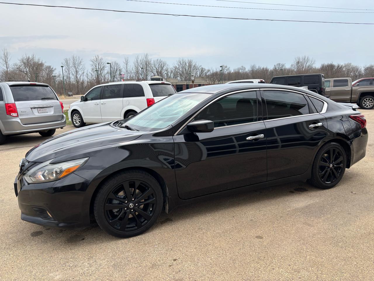 Nissan Altima 2.5 SR Sedan 2018