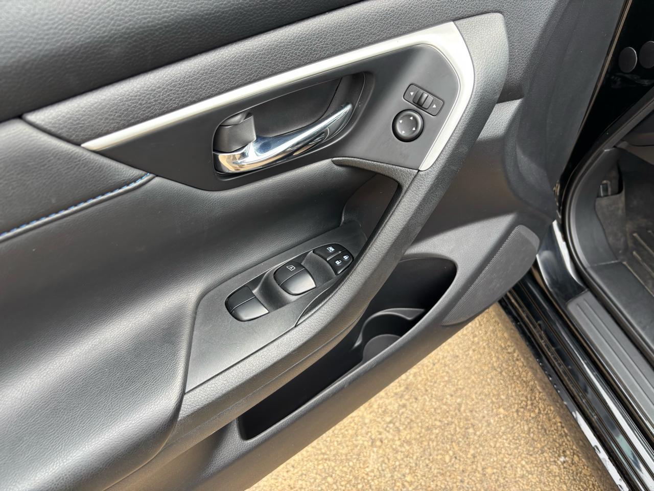 Nissan Altima 2.5 SR Sedan 2018