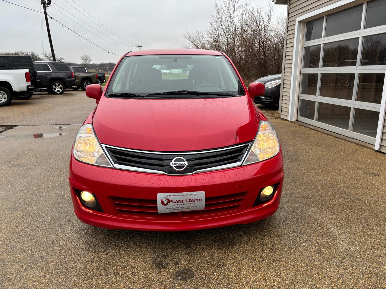 View vehicle photo 4