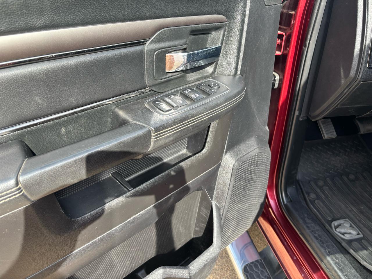 RAM 2500 SLT Crew Cab SWB 4WD 2018