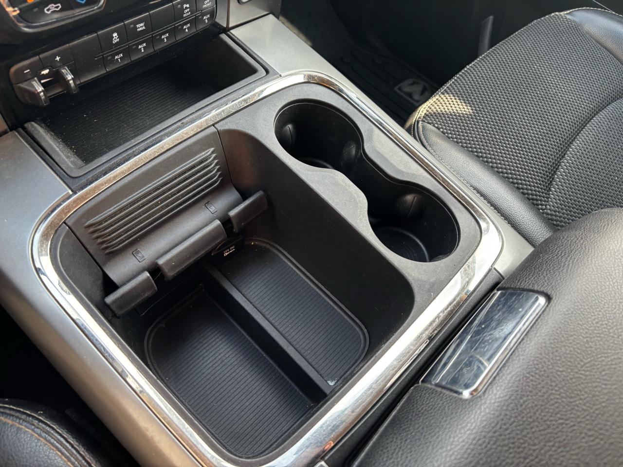 RAM 2500 SLT Crew Cab SWB 4WD 2018