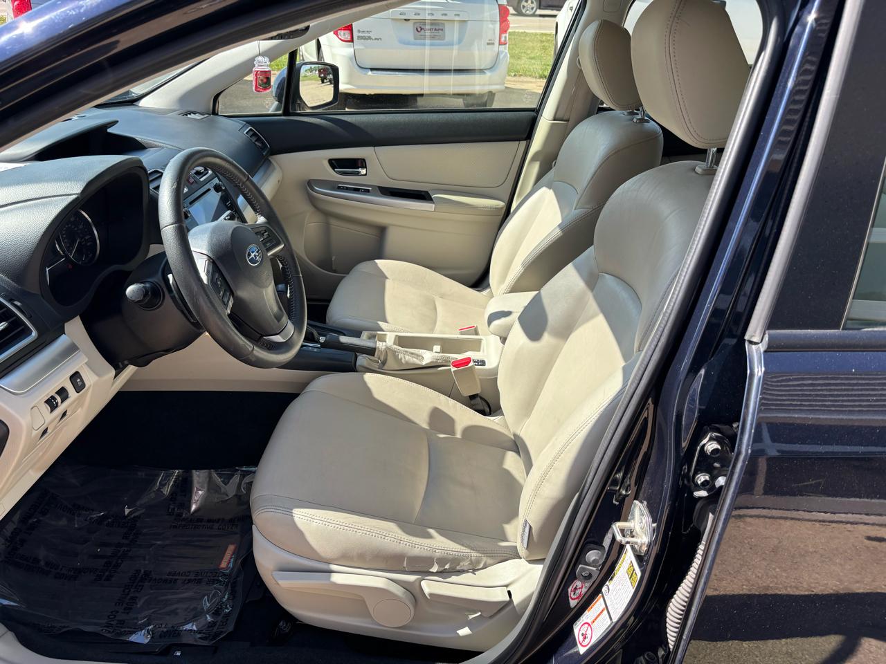 Subaru Impreza 2.0i Limited PZEV 5-Door 2015