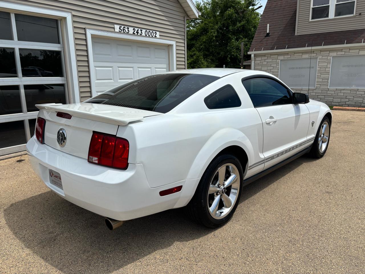 Ford Mustang V6 Premium Coupe 2009