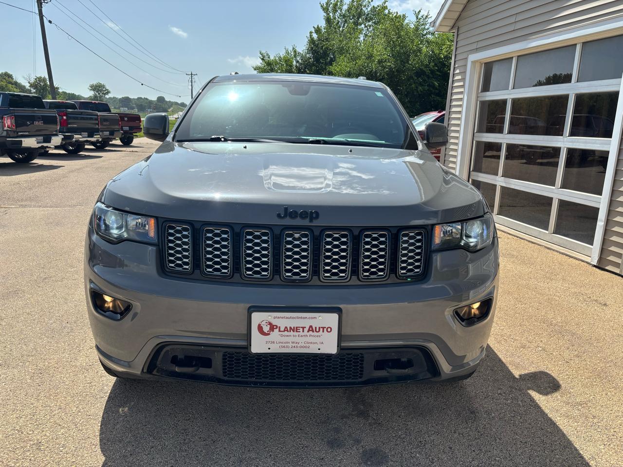 Jeep Grand Cherokee Laredo 4WD 2019