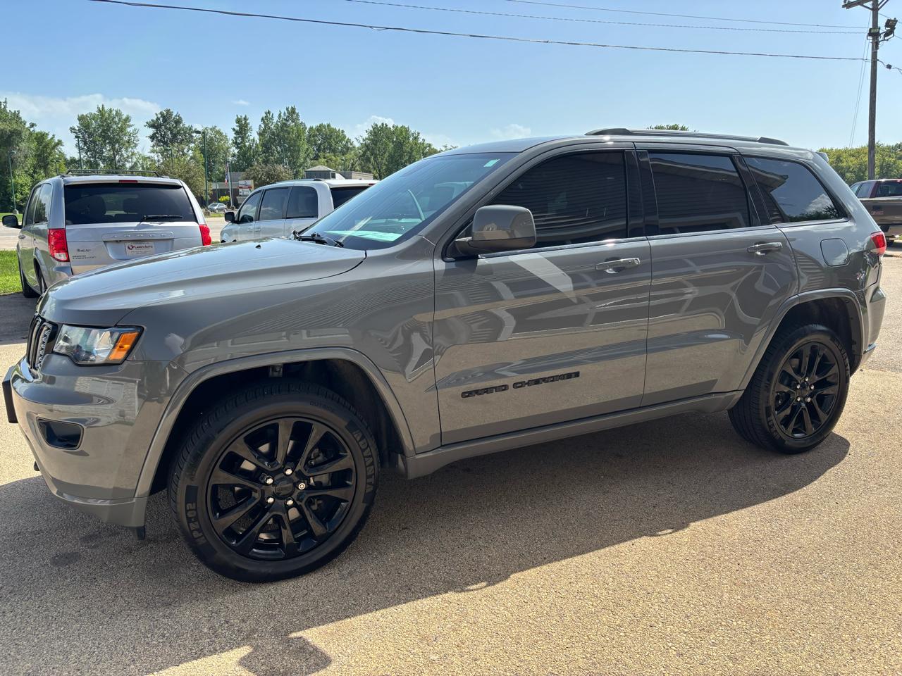 Jeep Grand Cherokee Laredo 4WD 2019