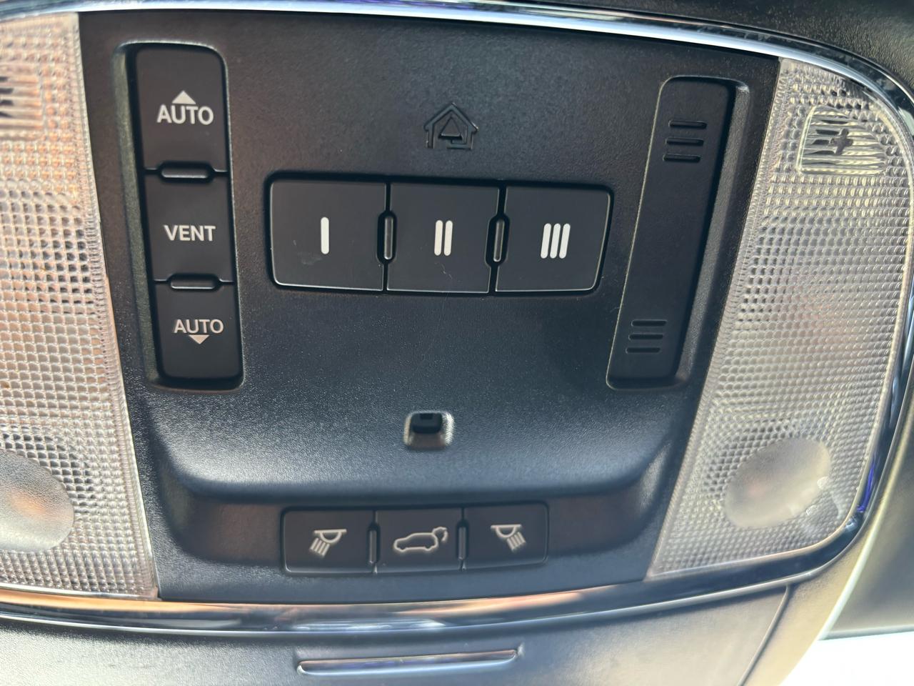 Jeep Grand Cherokee Laredo 4WD 2019