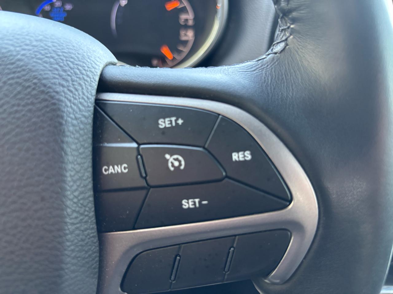 Jeep Grand Cherokee Laredo 4WD 2019