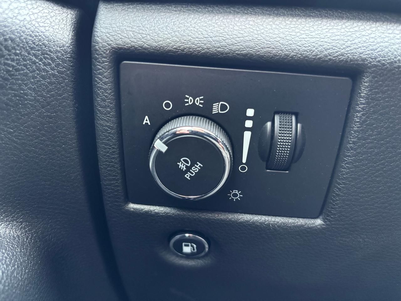 Jeep Grand Cherokee Laredo 4WD 2019