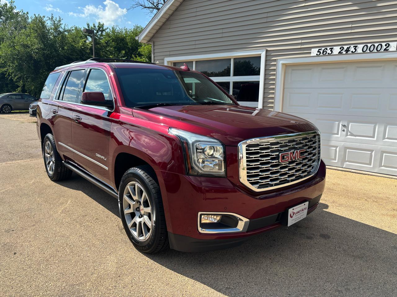 GMC Yukon Denali 4WD 2019
