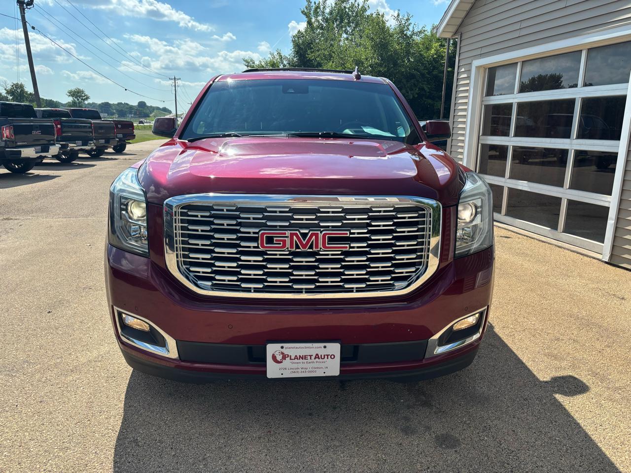 GMC Yukon Denali 4WD 2019