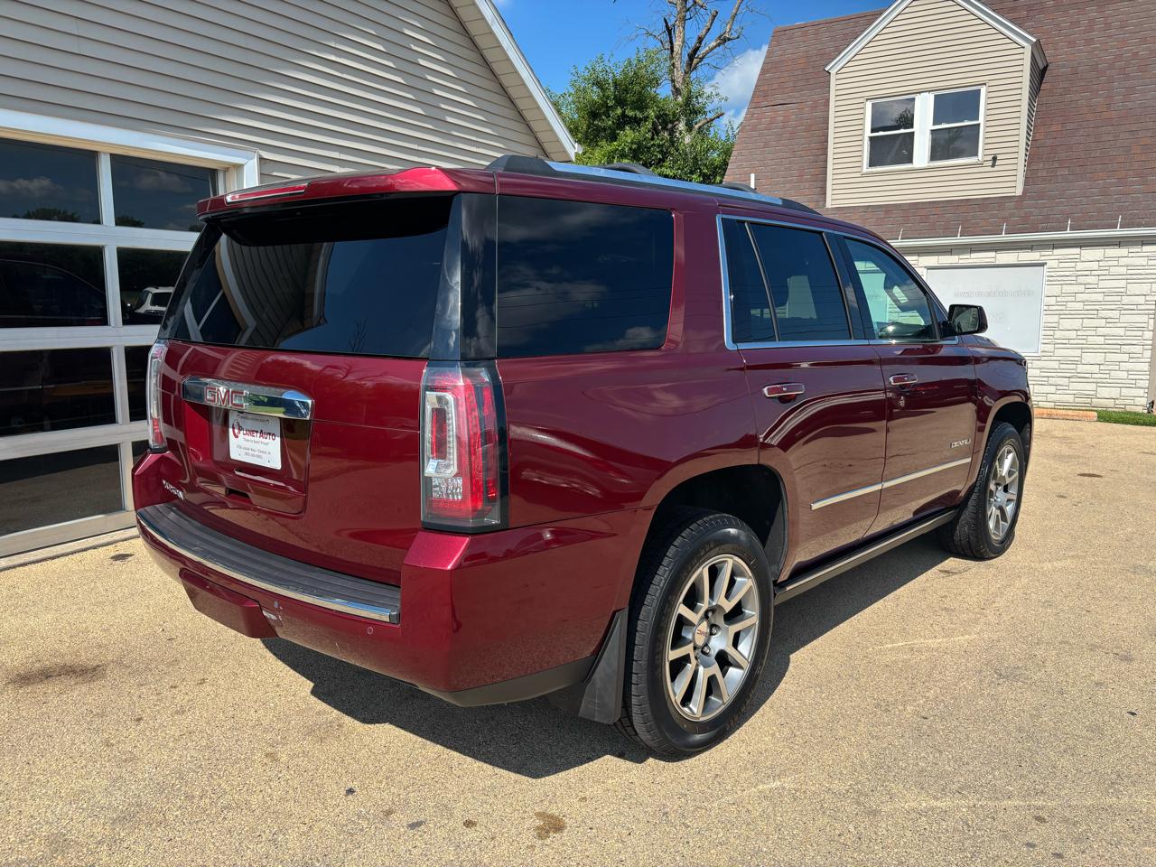 GMC Yukon Denali 4WD 2019