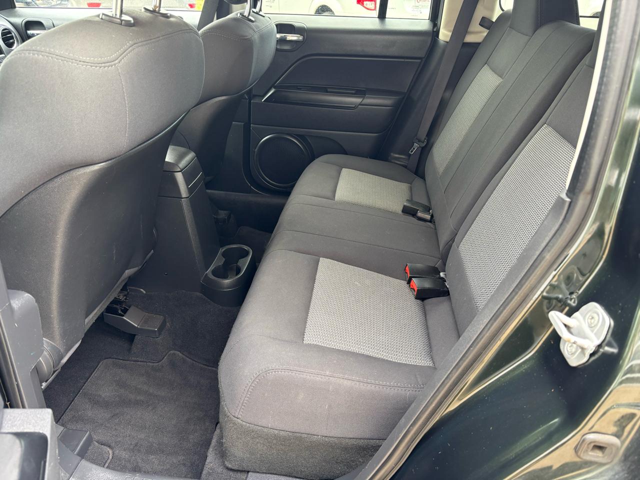 Jeep Patriot Sport 2WD 2010