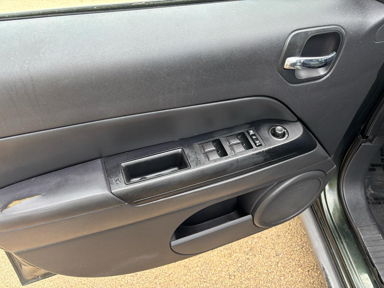 Jeep Patriot Sport 2WD 2010