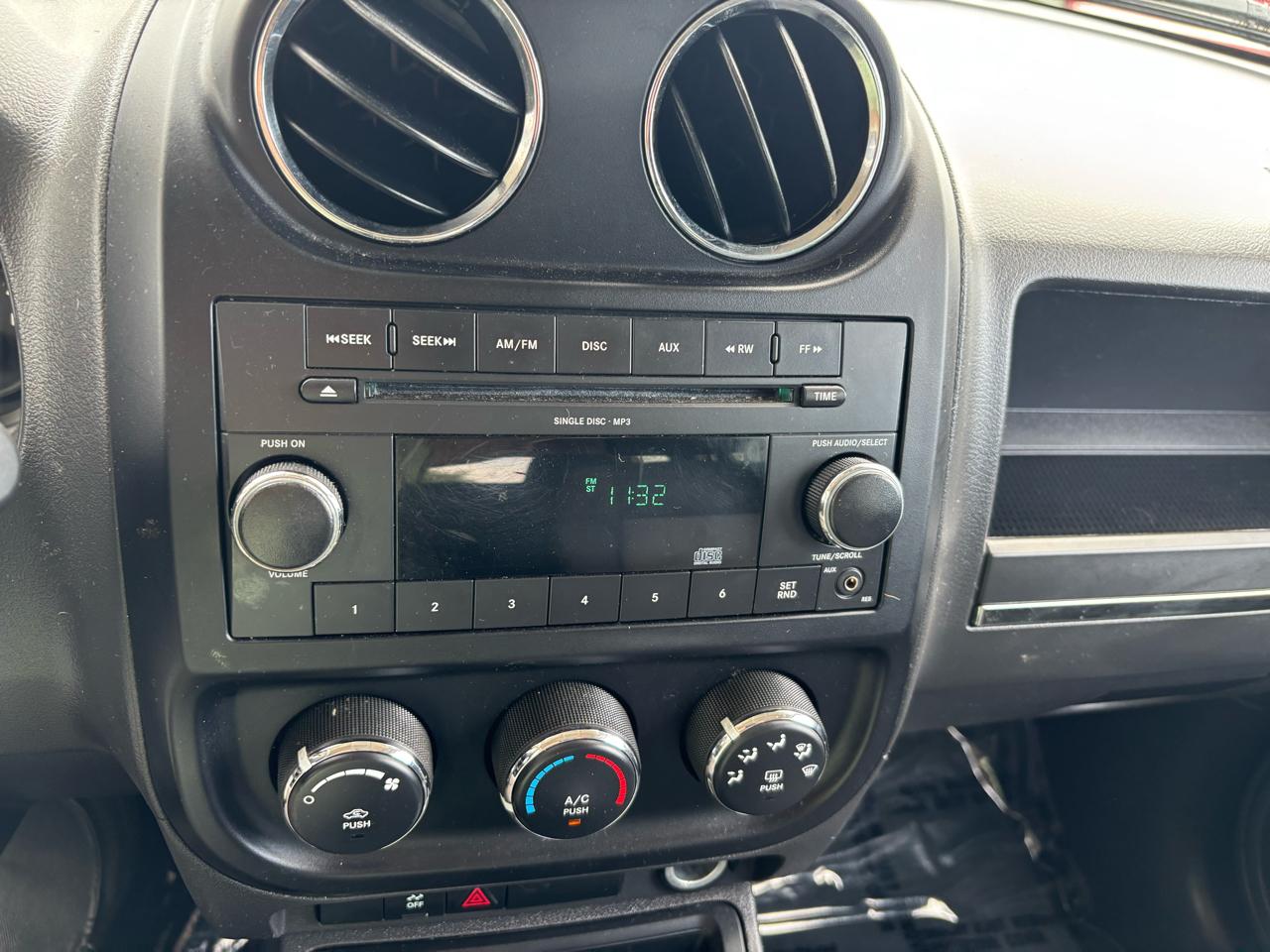 Jeep Patriot Sport 2WD 2010