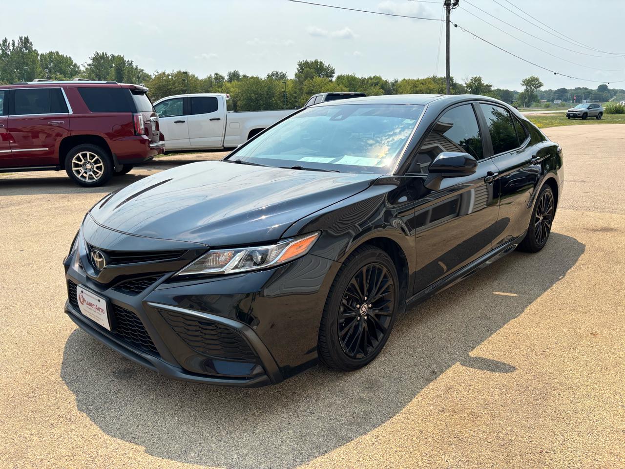 Toyota Camry SE Nightshade Edition AWD 2021