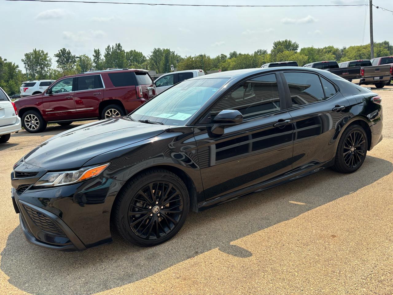 Toyota Camry SE Nightshade Edition AWD 2021