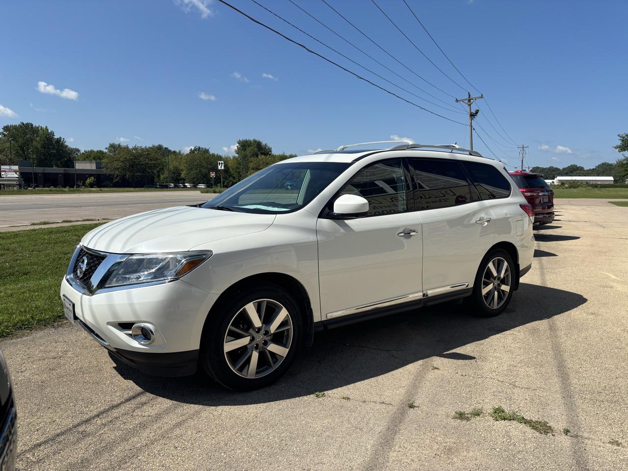 Nissan Pathfinder LE Platinum Edition 4WD 2016