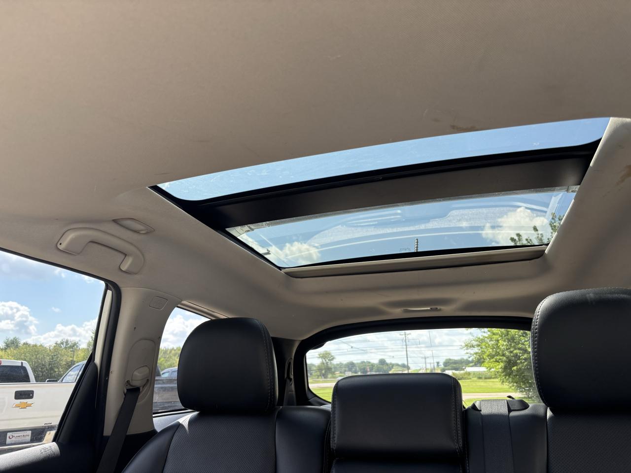Nissan Pathfinder LE Platinum Edition 4WD 2016