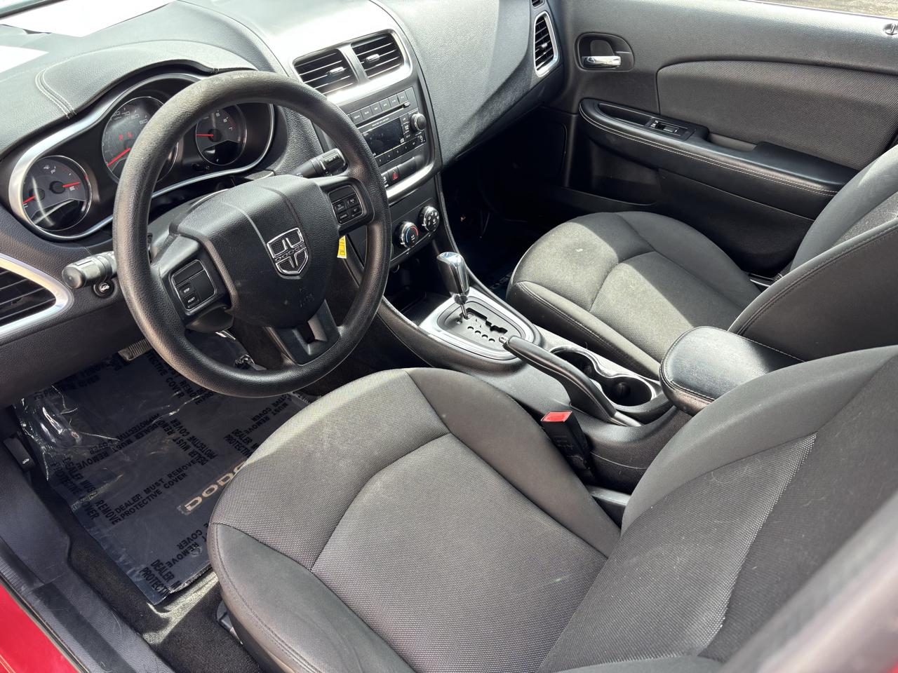 Dodge Avenger SE 2012