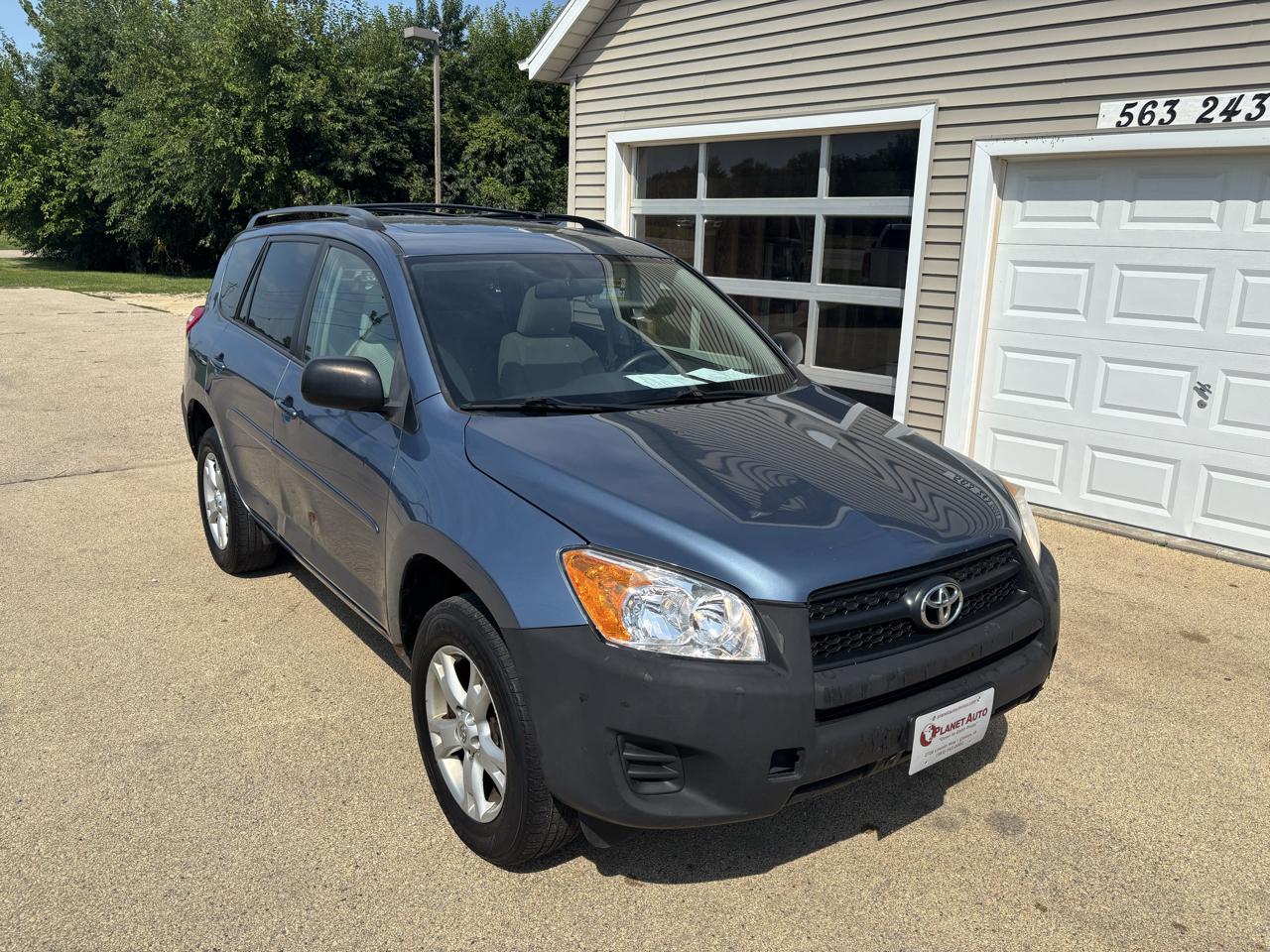 Toyota RAV4 4dr Sport 4-cyl 4WD (Natl) 2012