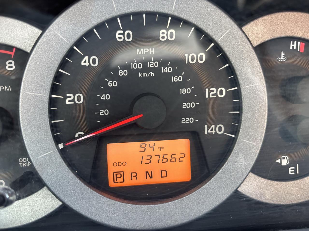 Toyota RAV4 4dr Sport 4-cyl 4WD (Natl) 2012